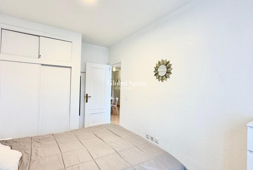 Revente - PENTHOUSE -
TORREVIEJA - Center