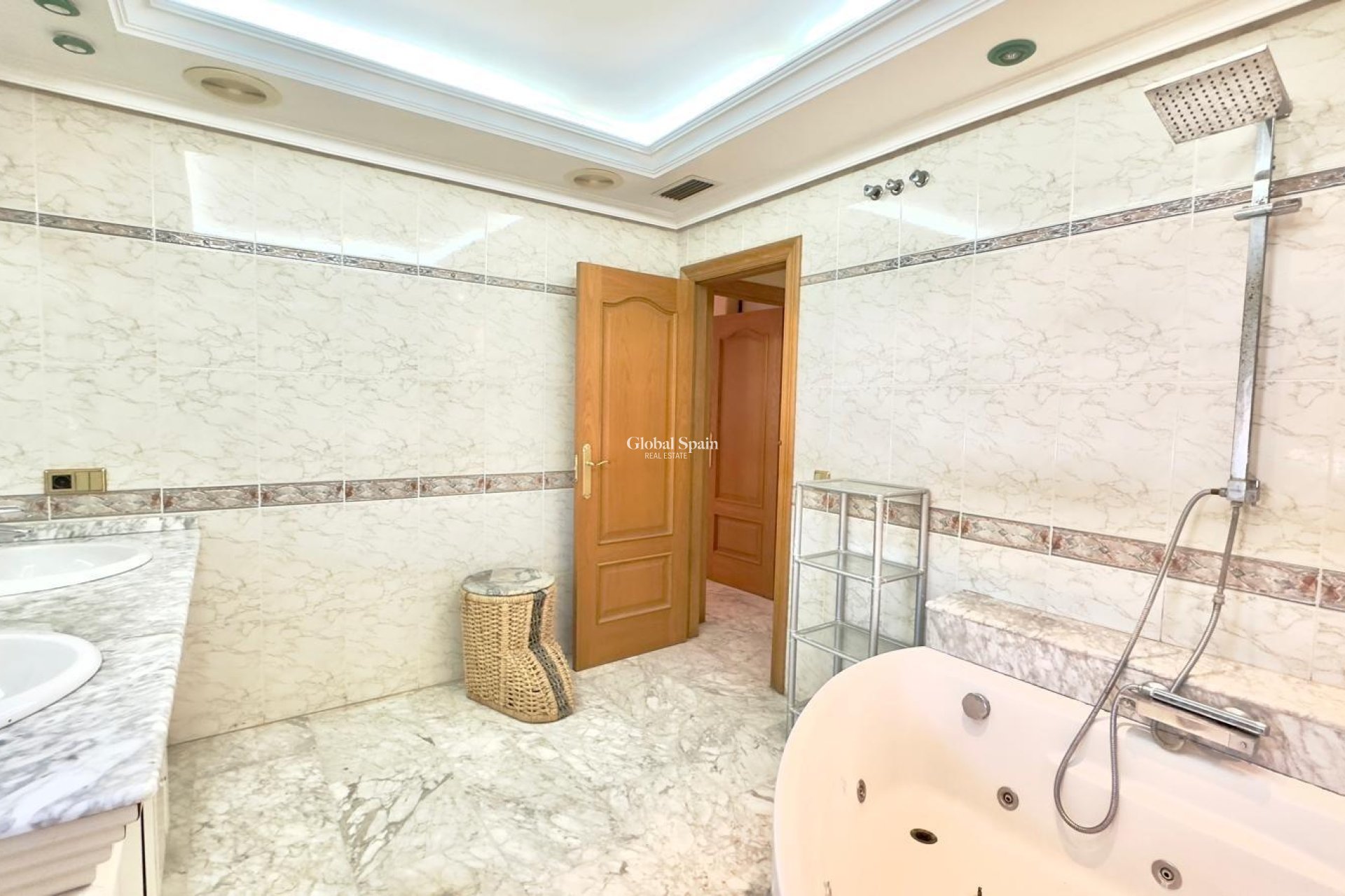 Revente - PENTHOUSE -
TORREVIEJA - Center