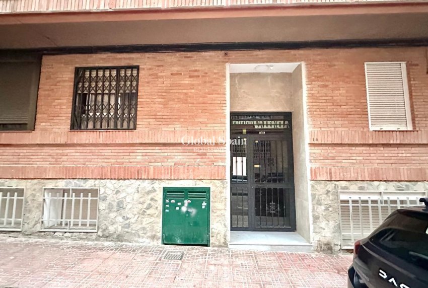 Revente - PENTHOUSE -
TORREVIEJA - Center