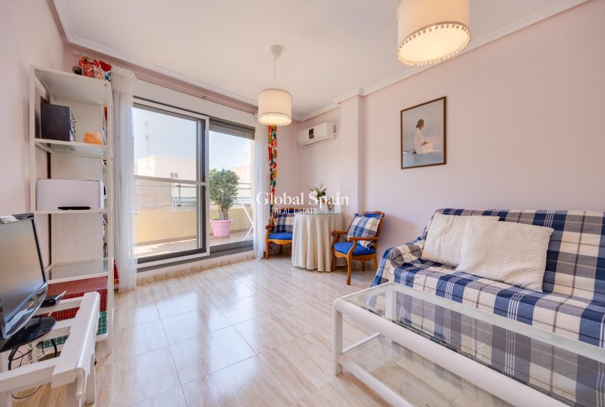 Revente - PENTHOUSE -
TORREVIEJA - Center