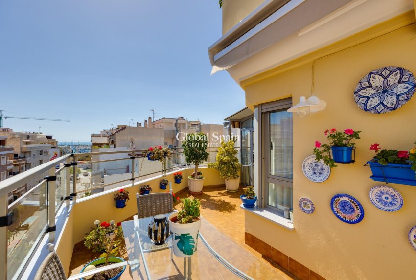 Revente - PENTHOUSE -
TORREVIEJA - Center