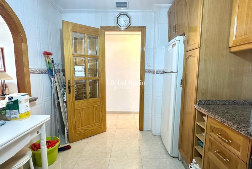 Revente - PENTHOUSE -
TORREVIEJA - Center