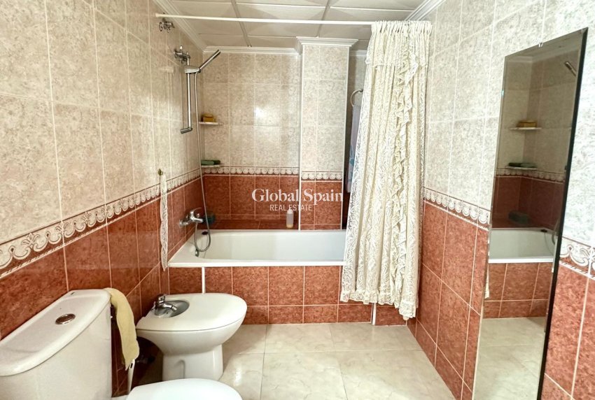 Revente - PENTHOUSE -
TORREVIEJA - Center