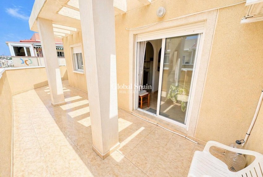 Revente - PENTHOUSE -
TORREVIEJA - Centro