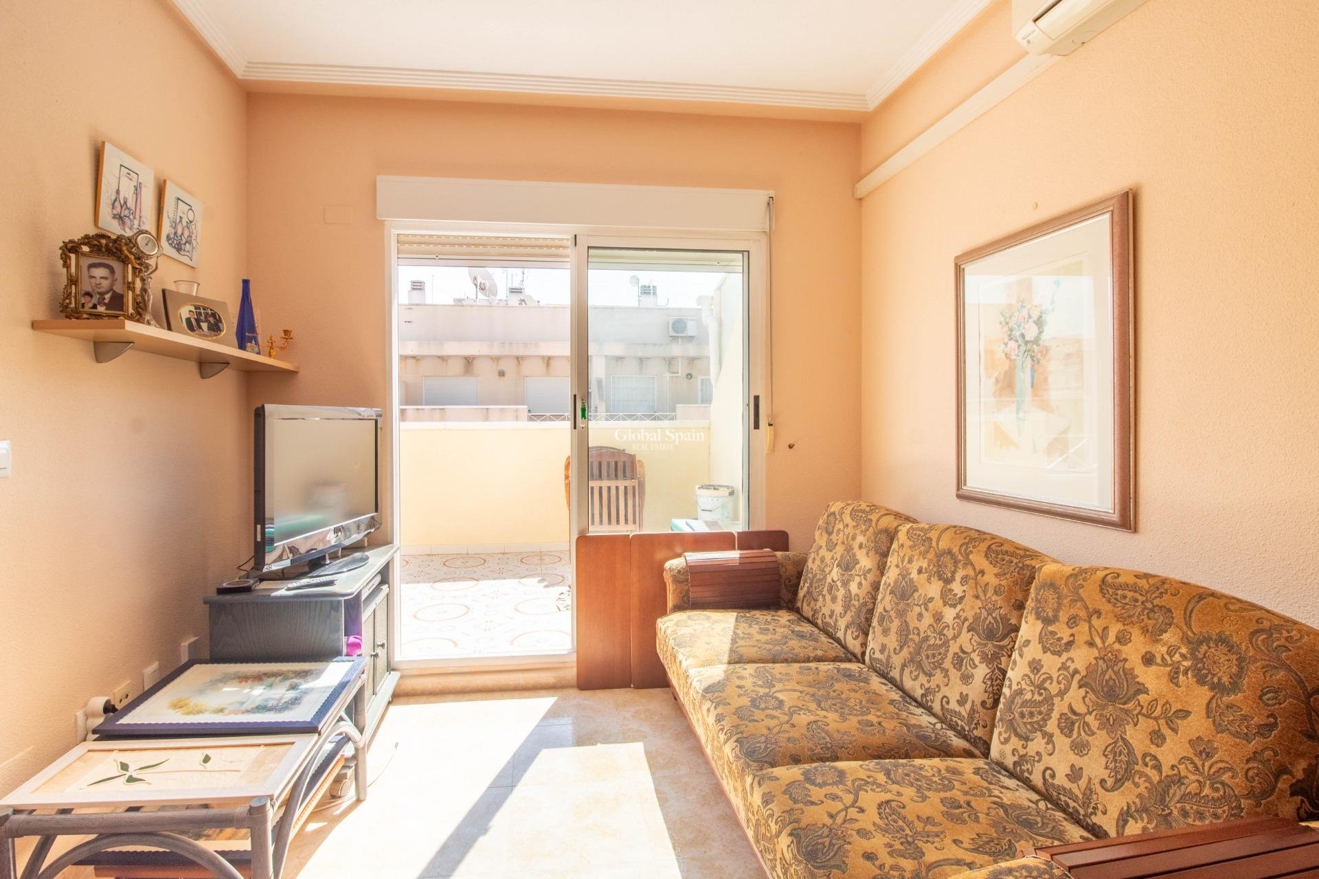Revente - PENTHOUSE -
TORREVIEJA - Centro