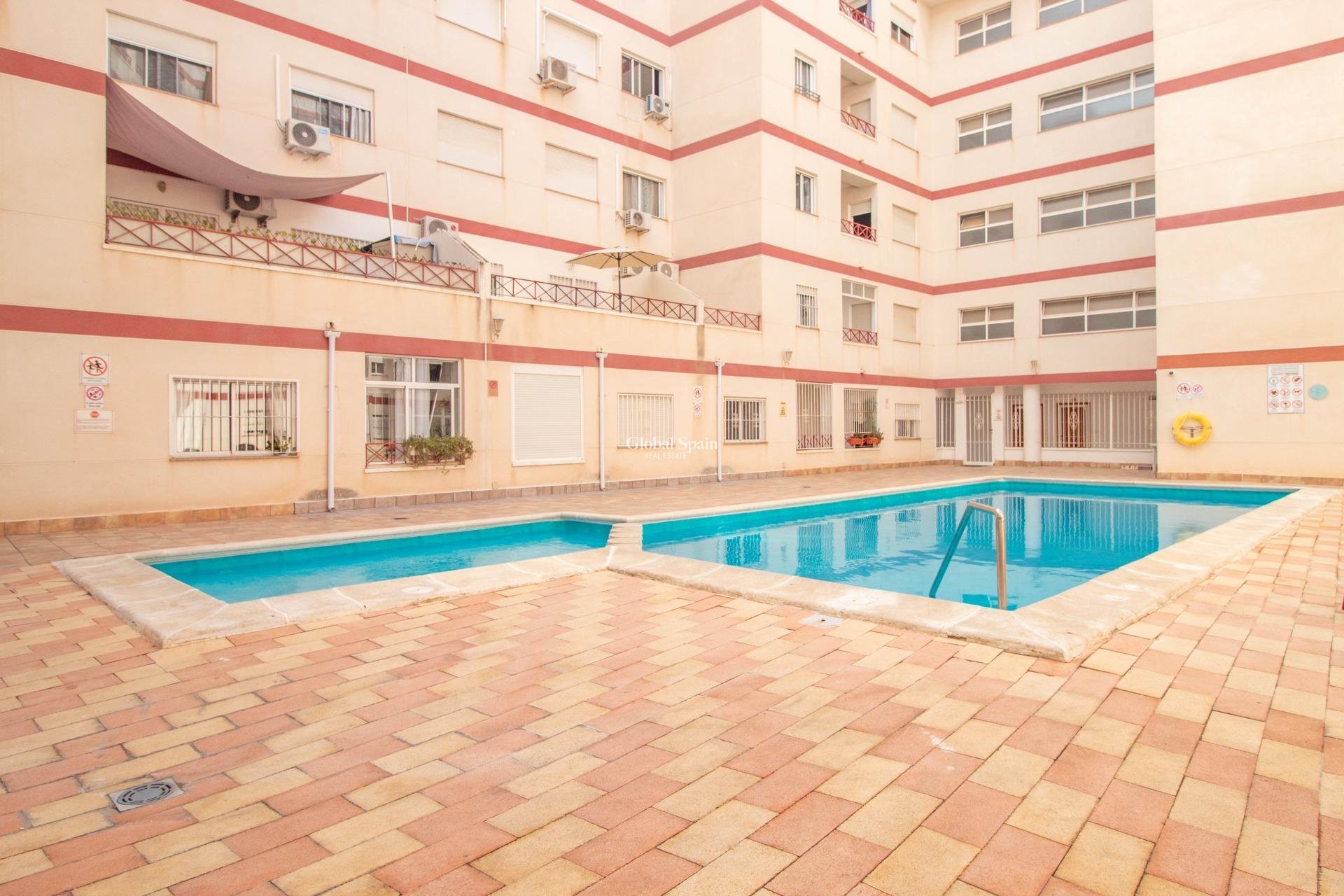 Revente - PENTHOUSE -
TORREVIEJA - Centro