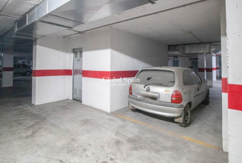Revente - PENTHOUSE -
TORREVIEJA - Centro