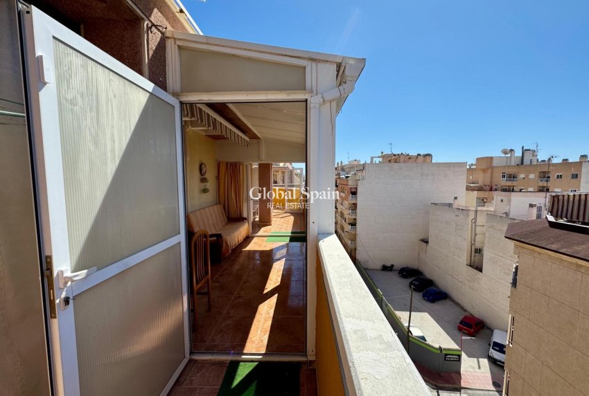Revente - Penthouse -
TORREVIEJA - Centro