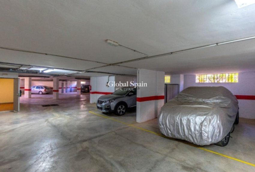 Revente - PENTHOUSE -
TORREVIEJA - Costa Blanca