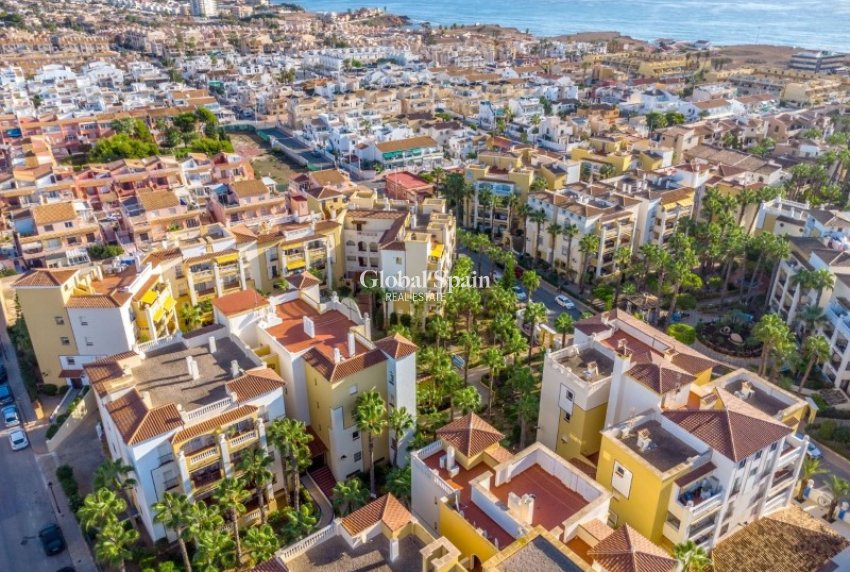 Revente - PENTHOUSE -
TORREVIEJA - Costa Blanca