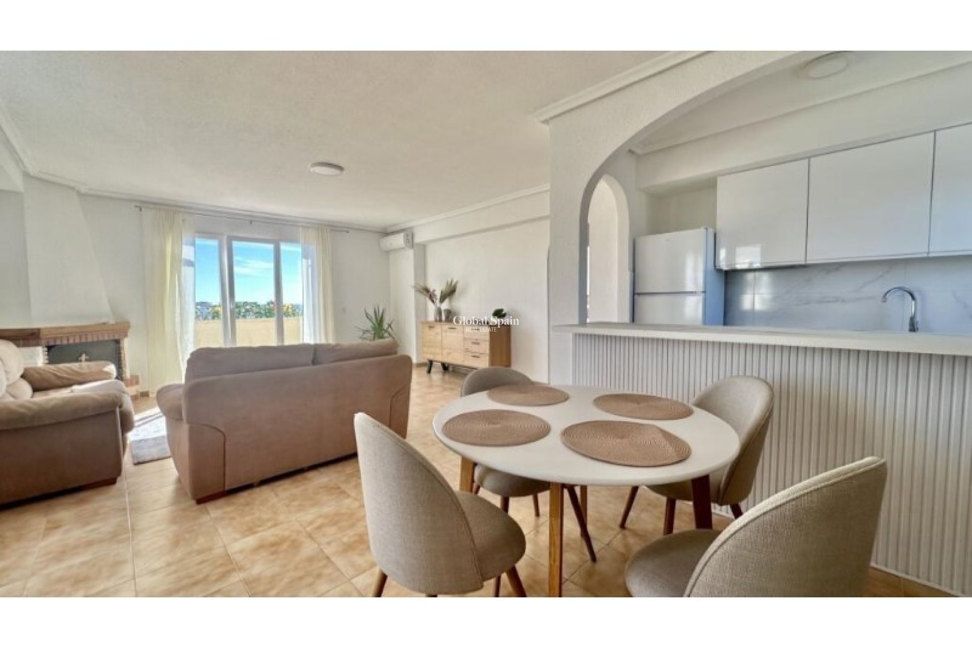 Revente - PENTHOUSE -
TORREVIEJA - Costa Blanca