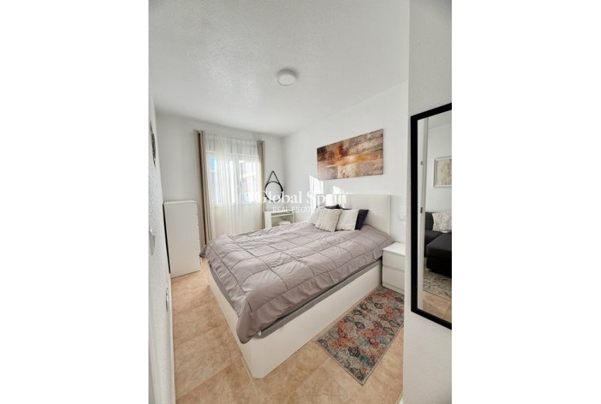 Revente - PENTHOUSE -
TORREVIEJA - Costa Blanca