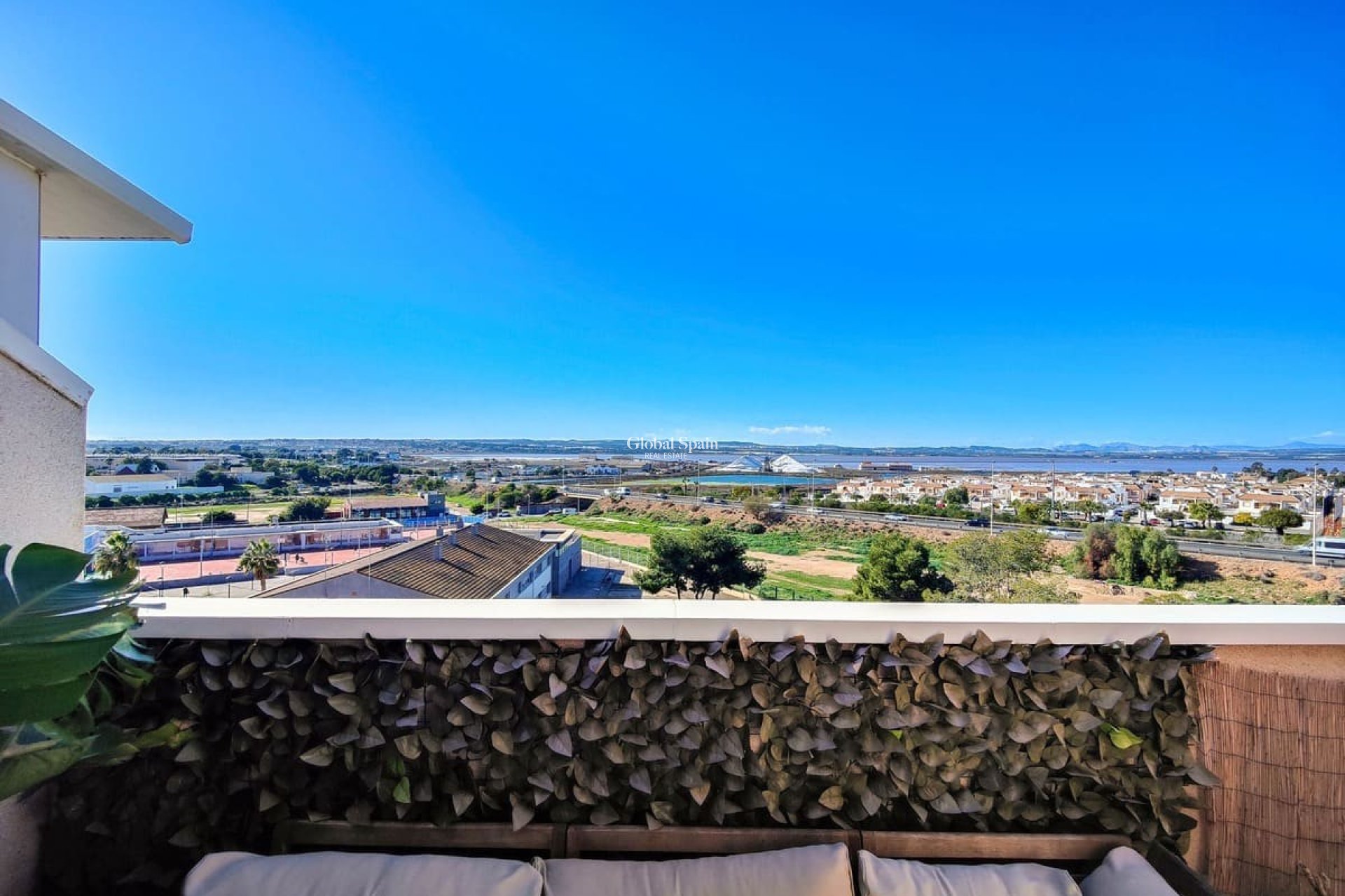 Revente - PENTHOUSE -
TORREVIEJA - Costa Blanca