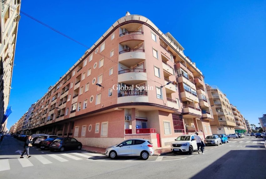 Revente - PENTHOUSE -
TORREVIEJA - Costa Blanca