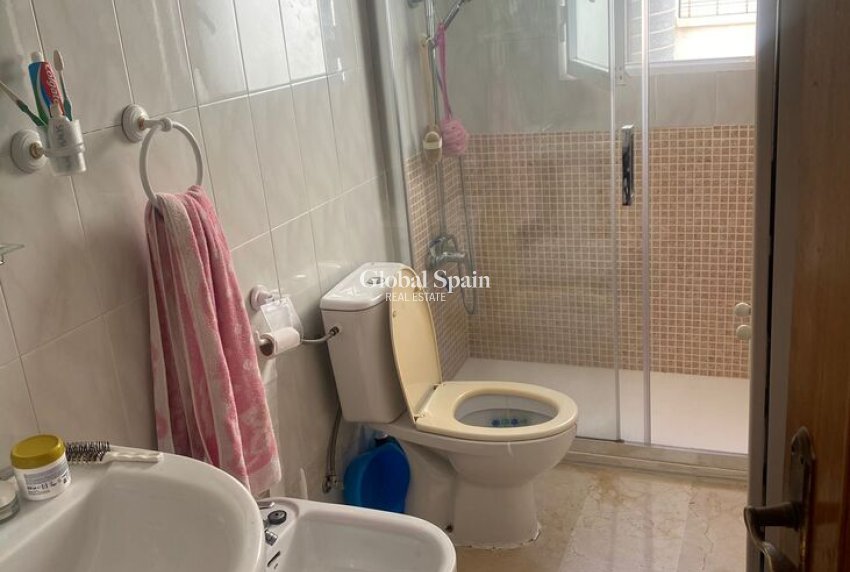 Revente - PENTHOUSE -
TORREVIEJA - Costa Blanca