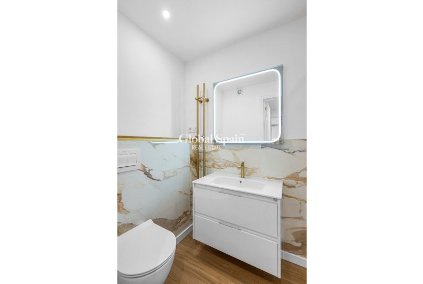 Revente - PENTHOUSE -
TORREVIEJA - Costa Blanca