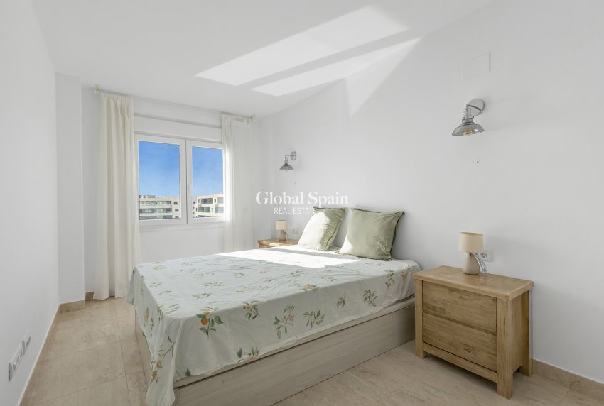 Revente - PENTHOUSE -
TORREVIEJA - Costa Blanca