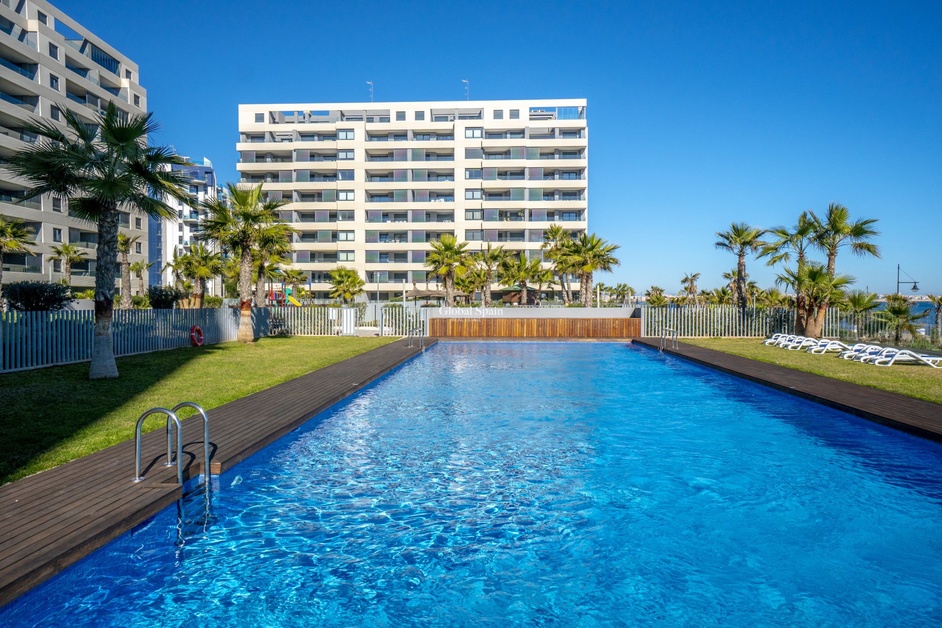 Revente - PENTHOUSE -
TORREVIEJA - Costa Blanca