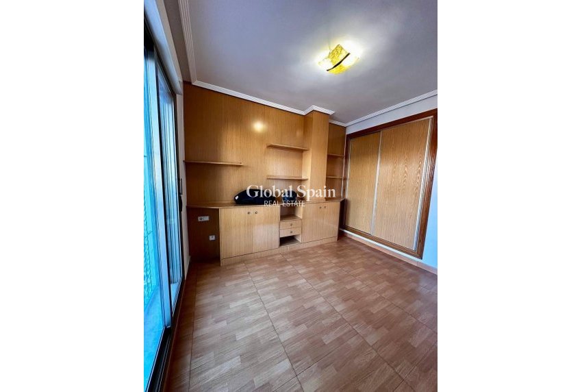 Revente - Penthouse -
TORREVIEJA - Estacion de autobuses