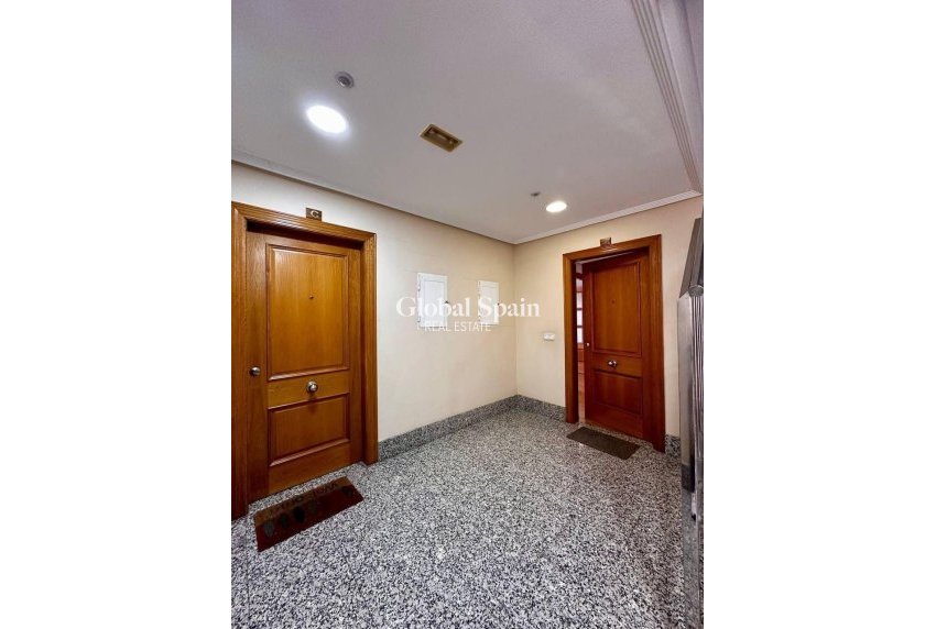 Revente - Penthouse -
TORREVIEJA - Estacion de autobuses