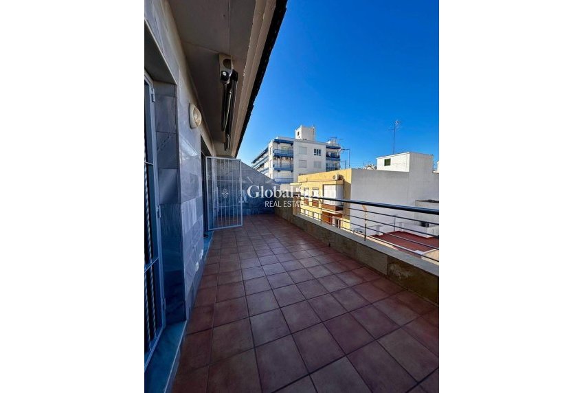 Revente - Penthouse -
TORREVIEJA - Estacion de autobuses