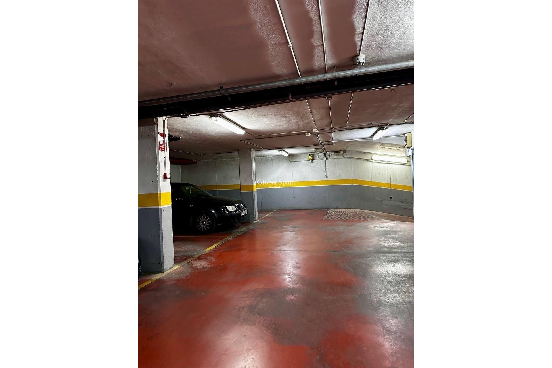 Revente - Penthouse -
TORREVIEJA - Estacion de autobuses