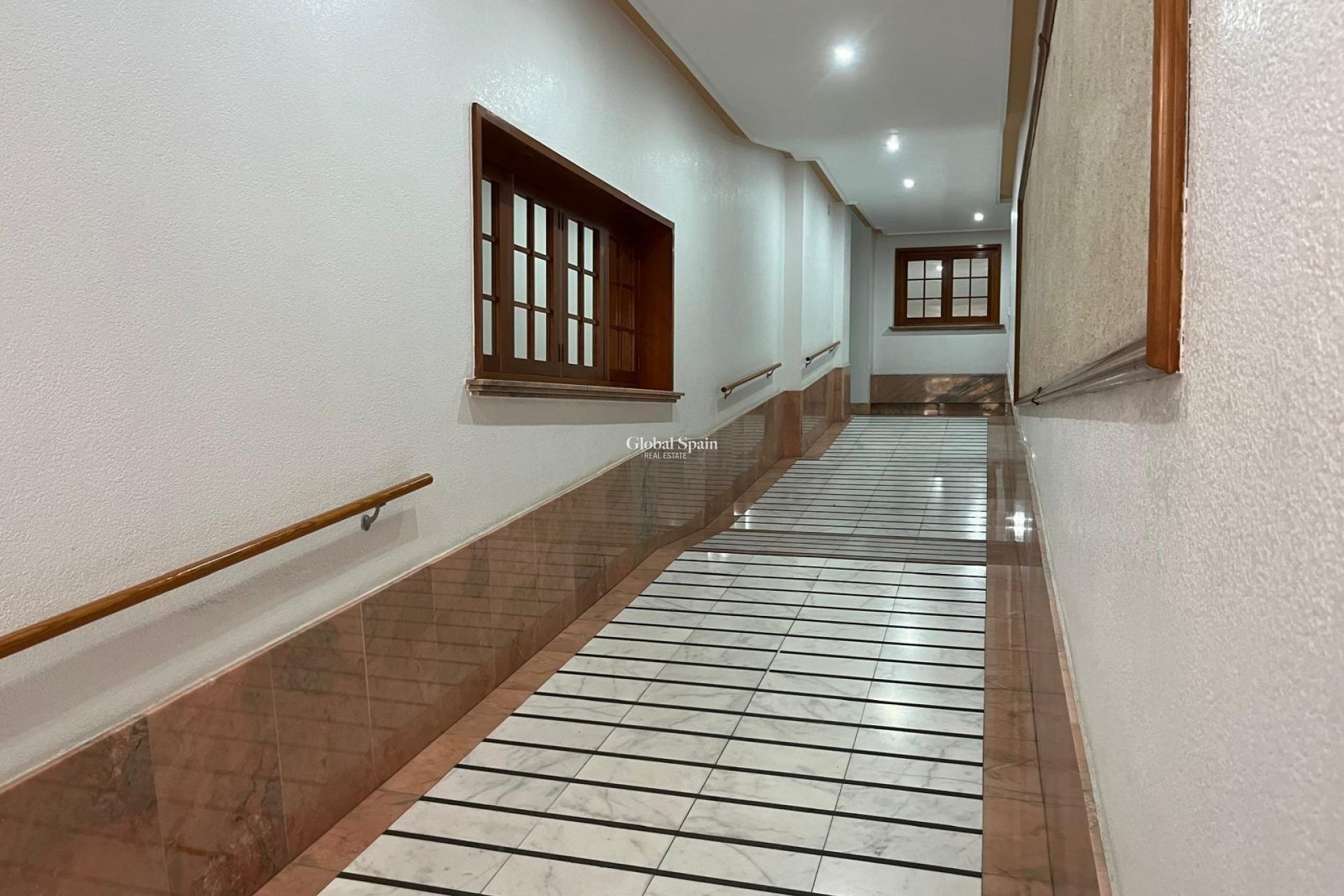 Revente - Penthouse -
TORREVIEJA - Estacion de autobuses