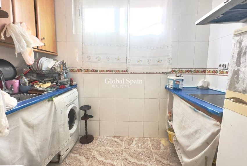 Revente - PENTHOUSE -
TORREVIEJA - Estacion de autobuses