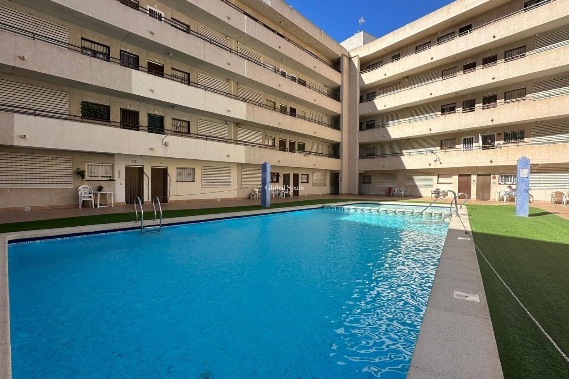 Revente - PENTHOUSE -
TORREVIEJA - Estacion de autobuses