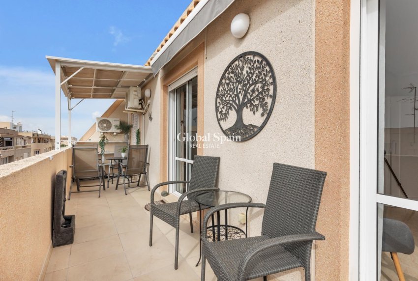 Revente - PENTHOUSE -
TORREVIEJA - Estacion de autobuses