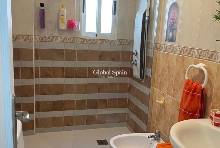 Revente - PENTHOUSE -
TORREVIEJA - Estacion de autobuses