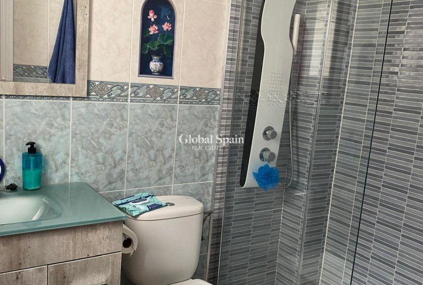 Revente - PENTHOUSE -
TORREVIEJA - Estacion de autobuses