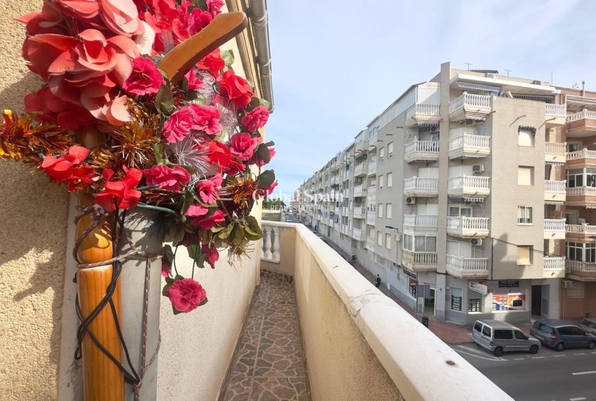 Revente - PENTHOUSE -
TORREVIEJA - Estacion de autobuses