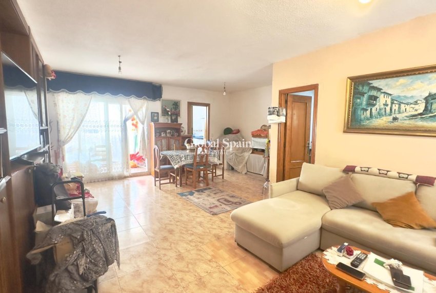 Revente - PENTHOUSE -
TORREVIEJA - Estacion de autobuses