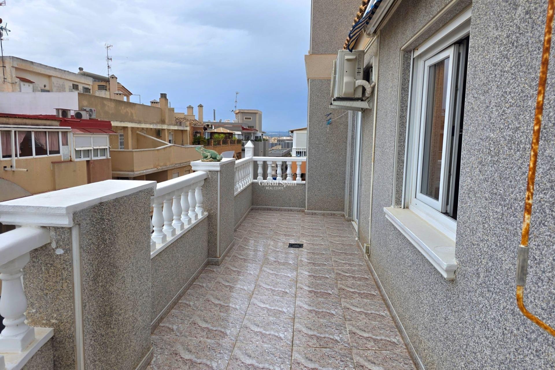 Revente - PENTHOUSE -
TORREVIEJA - Estacion de autobuses
