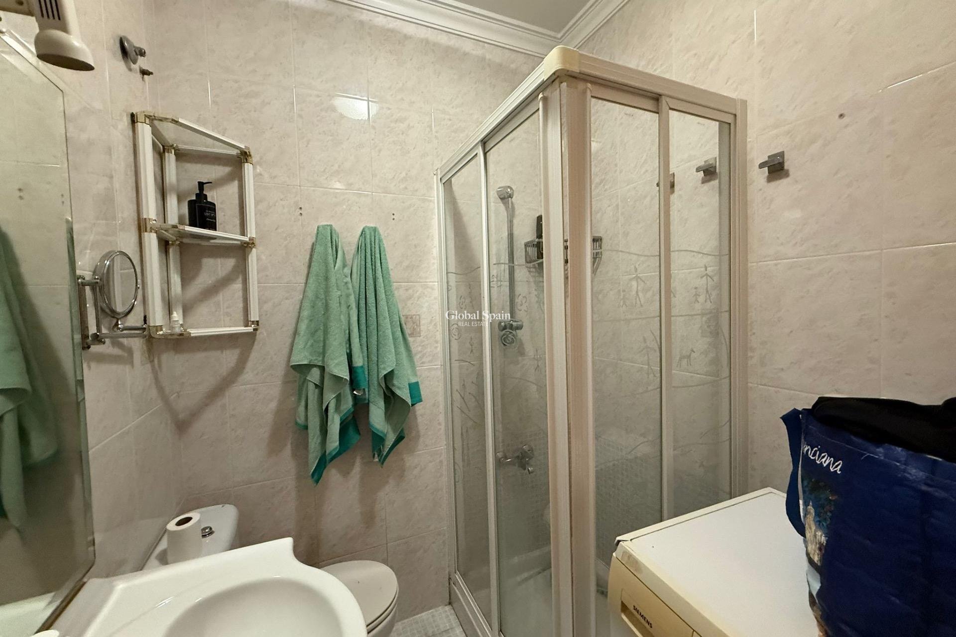 Revente - PENTHOUSE -
TORREVIEJA - Estacion de autobuses