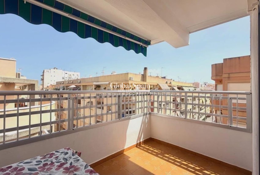 Revente - PENTHOUSE -
TORREVIEJA - Habaneras