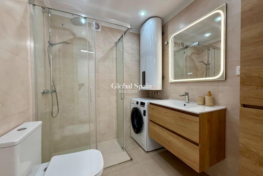 Revente - PENTHOUSE -
TORREVIEJA - Habaneras
