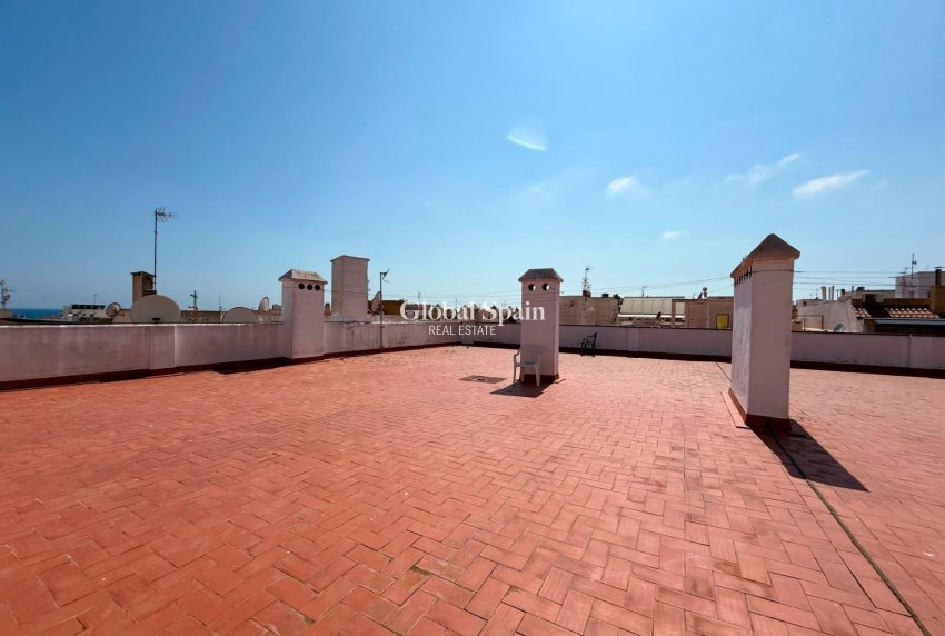 Revente - PENTHOUSE -
TORREVIEJA - Habaneras