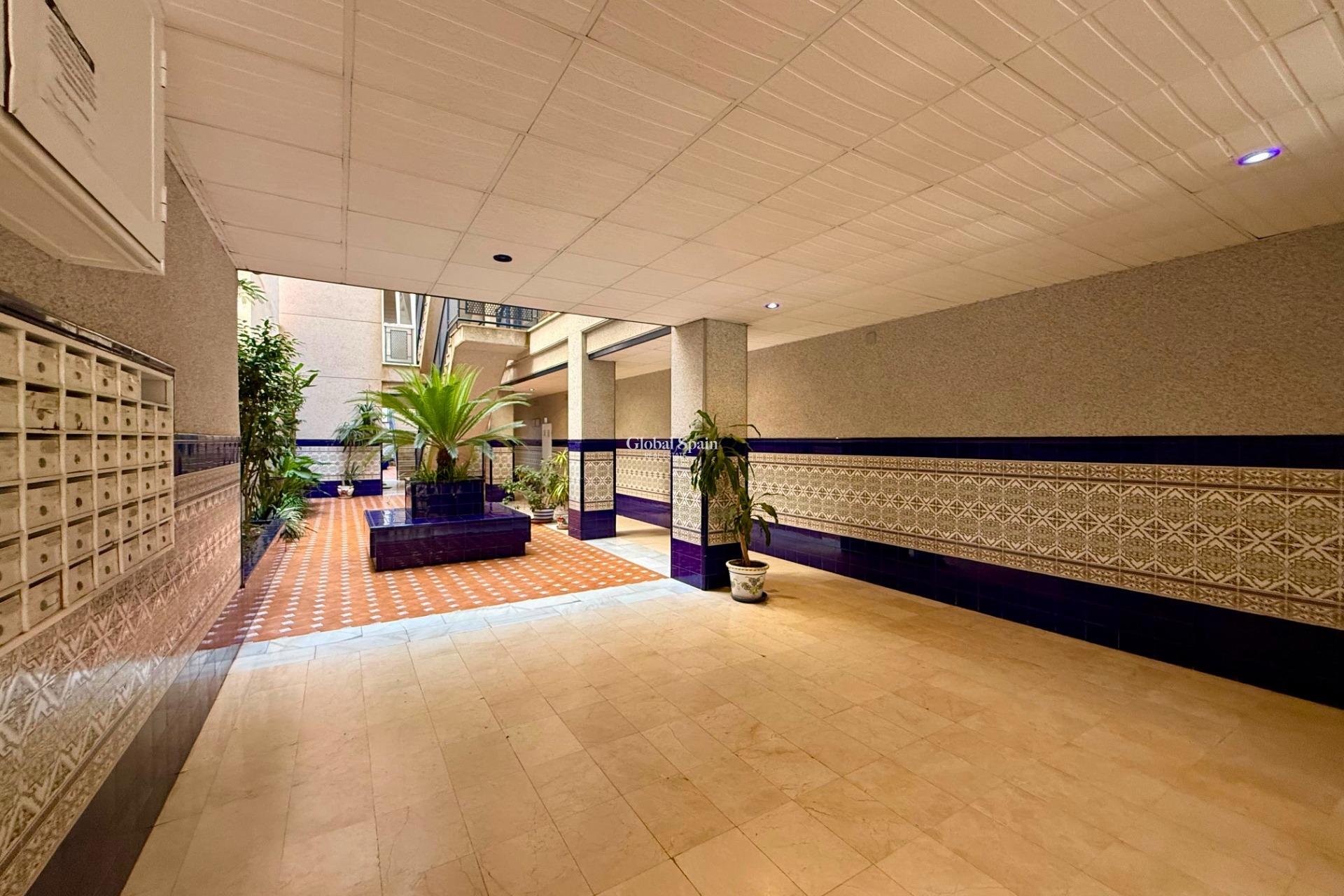 Revente - PENTHOUSE -
TORREVIEJA - Habaneras
