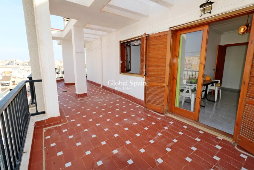 Revente - PENTHOUSE -
TORREVIEJA - Habaneras