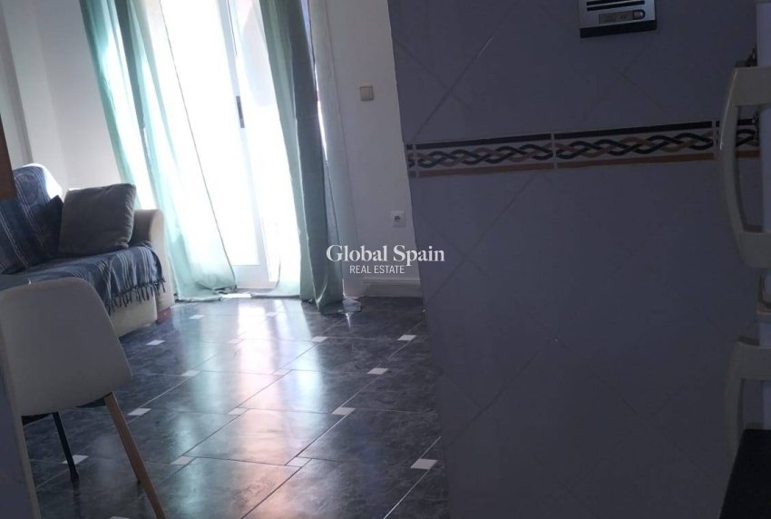 Revente - PENTHOUSE -
TORREVIEJA - La Mata pueblo