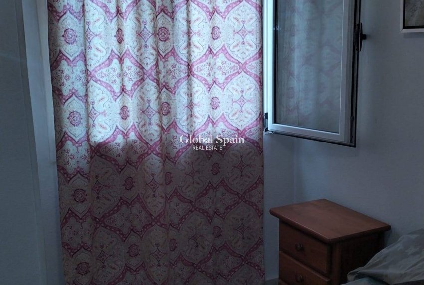 Revente - PENTHOUSE -
TORREVIEJA - La Mata pueblo