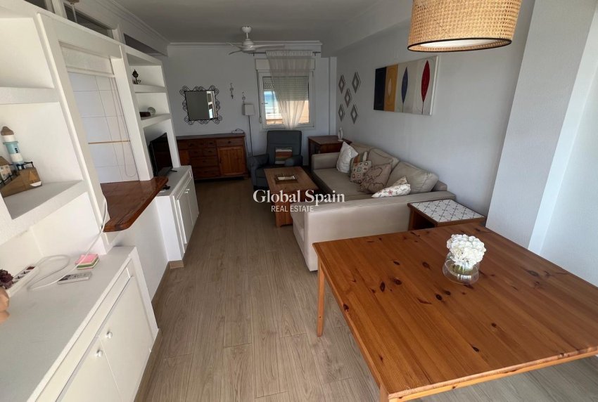 Revente - PENTHOUSE -
TORREVIEJA - La Mata pueblo