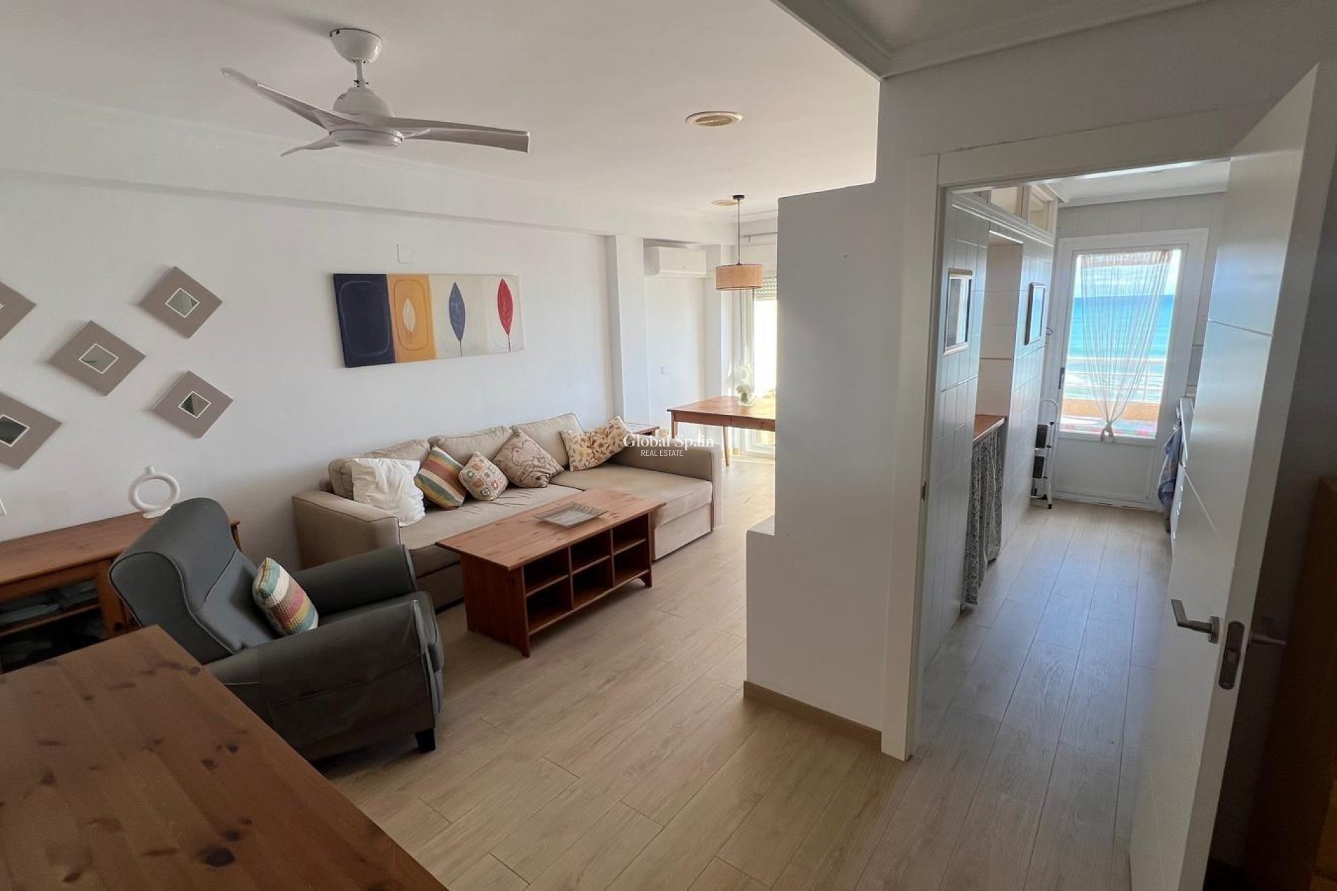 Revente - PENTHOUSE -
TORREVIEJA - La Mata pueblo