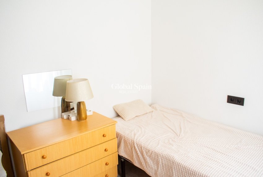 Revente - PENTHOUSE -
TORREVIEJA - La Mata