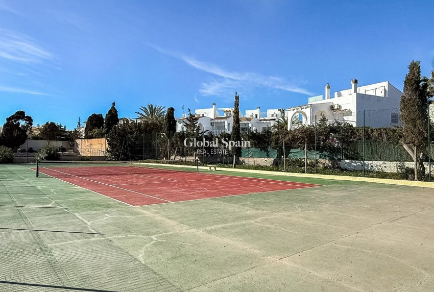 Revente - PENTHOUSE -
TORREVIEJA - La Mata