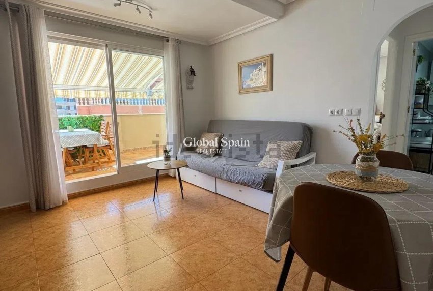 Revente - PENTHOUSE -
TORREVIEJA - La Mata