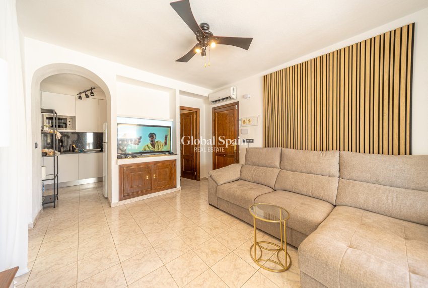 Revente - PENTHOUSE -
TORREVIEJA - La Mata