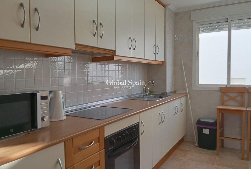 Revente - PENTHOUSE -
TORREVIEJA - La Veleta